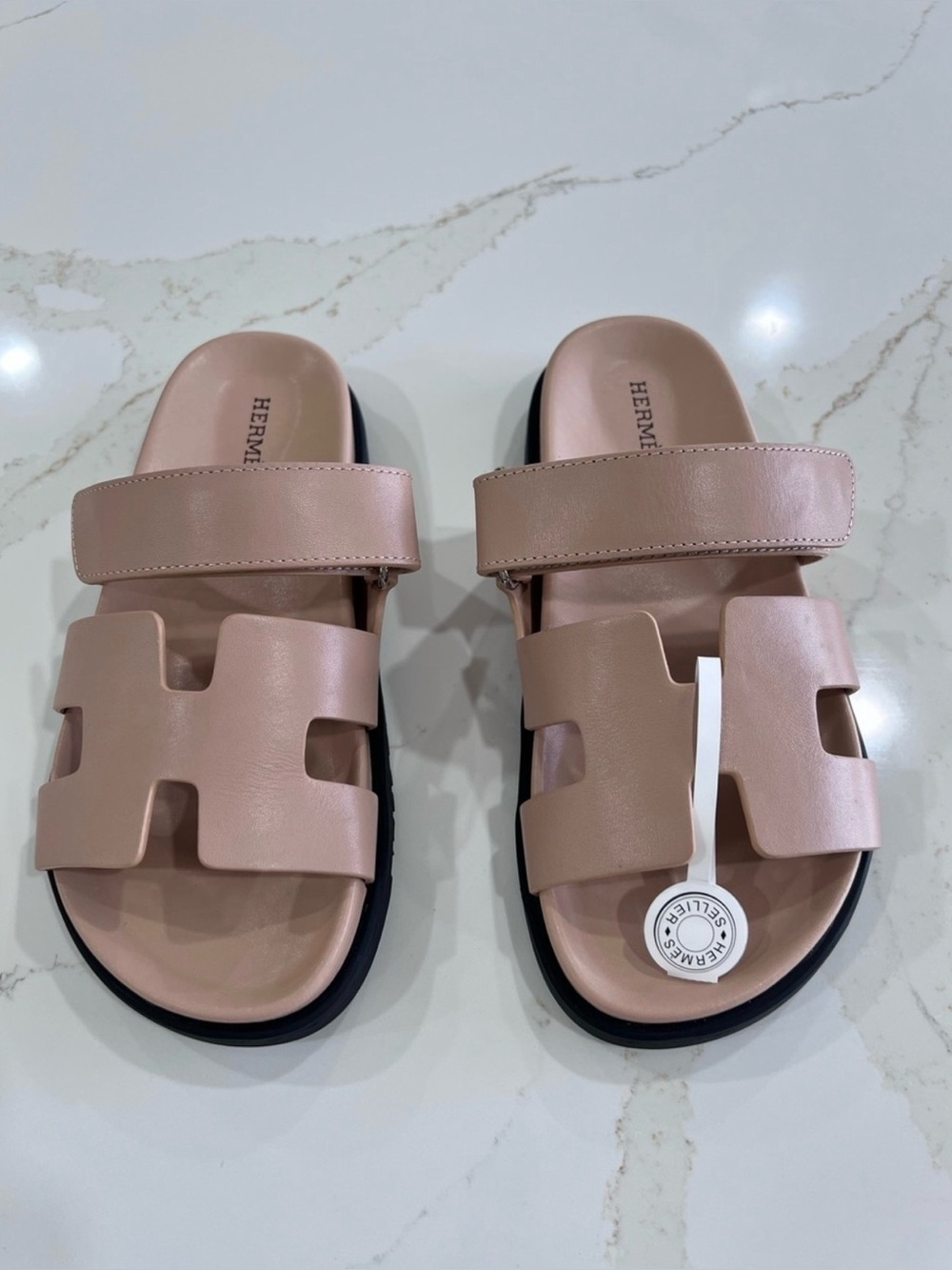 Sandals in Nude/Tan
